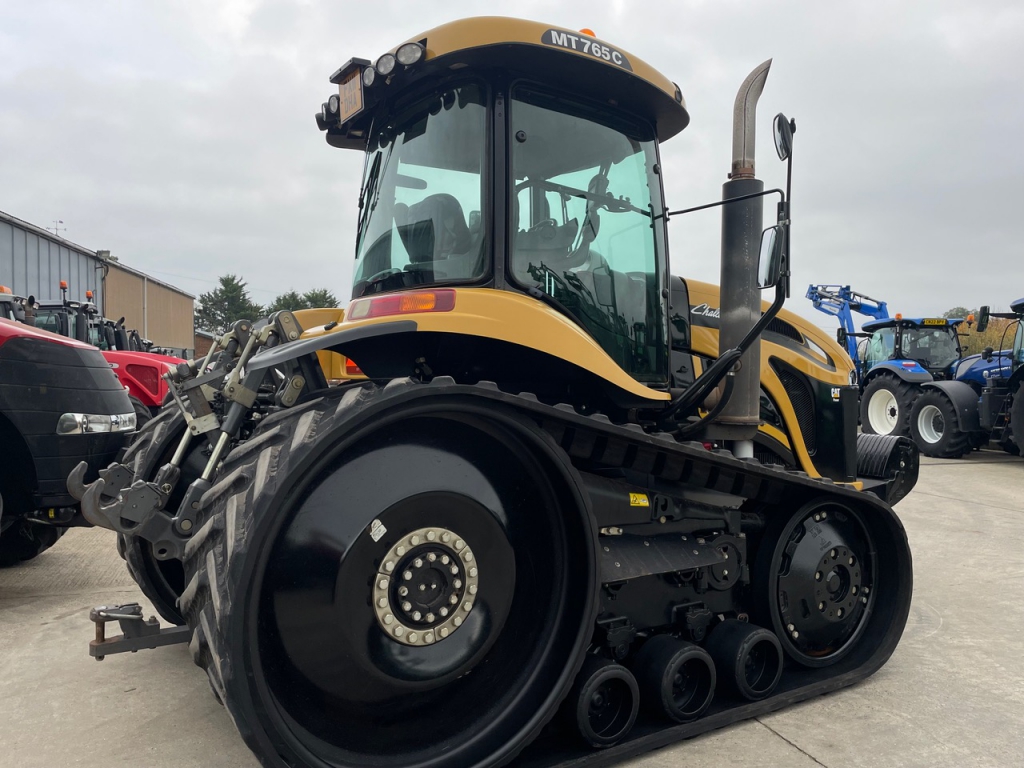 CAT MT765C