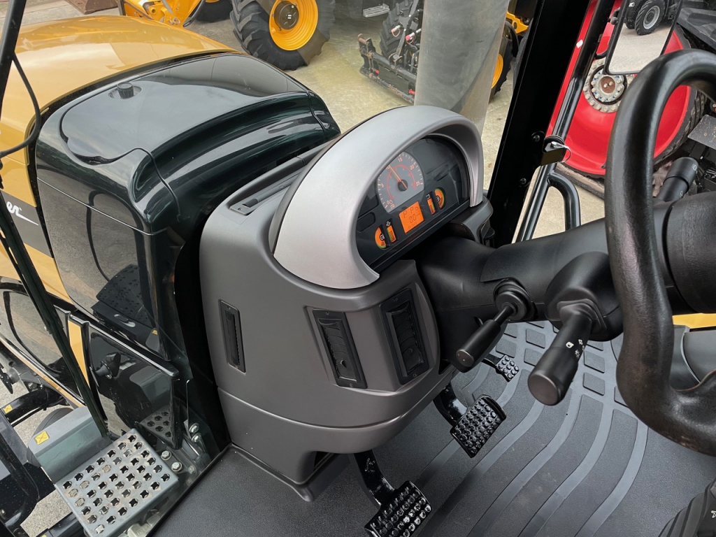 CAT MT765C