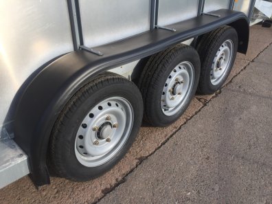 Ifor Williams TA510 14ft livestock trailer