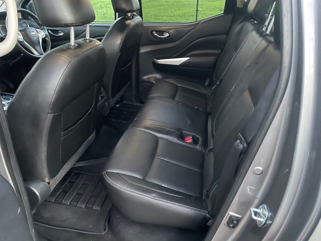 Nissan Navara Tekna 2.3 Diesel