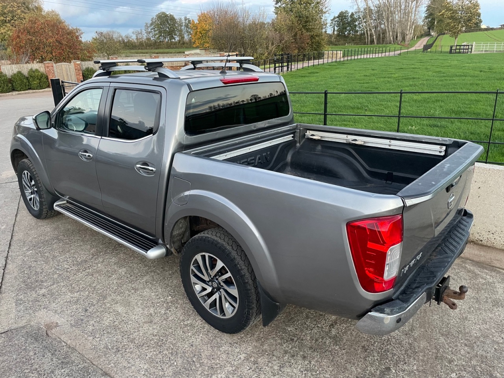 Nissan Navara Tekna 2.3 Diesel
