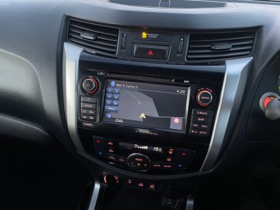 Nissan Navara Tekna 2.3 Diesel