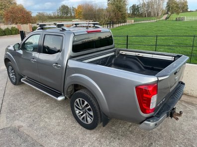 Nissan Navara Tekna 2.3 Diesel