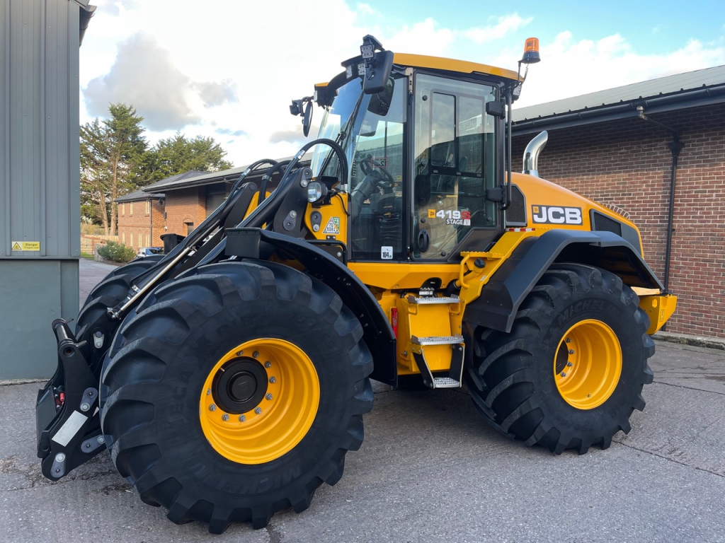 JCB 419S