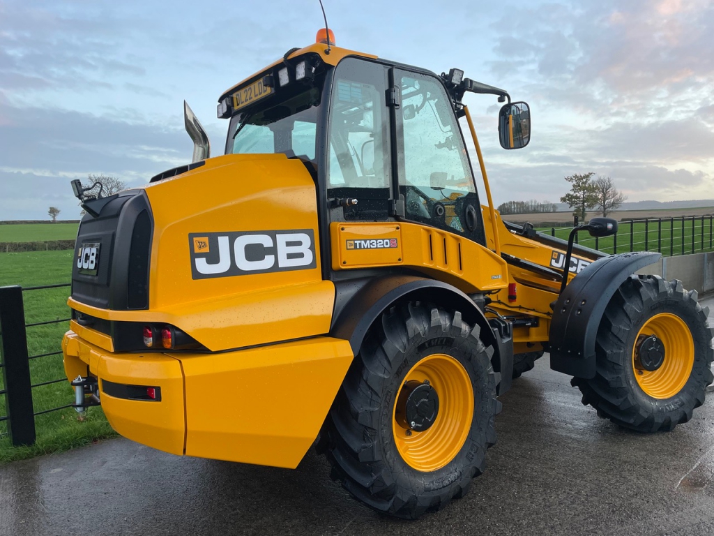 JCB 320S