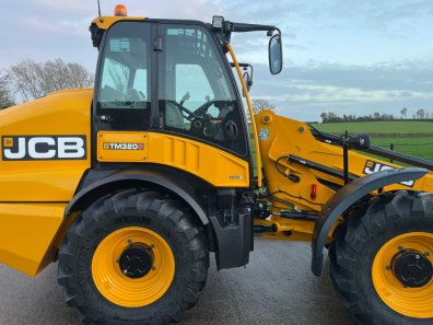 JCB 320S