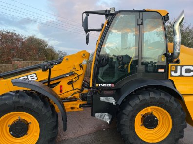 JCB 320S
