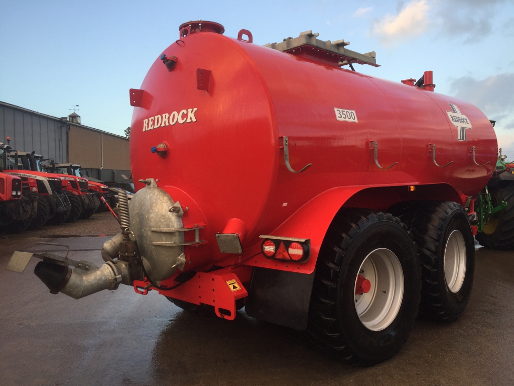 Redrock 3500 Gallon tanker