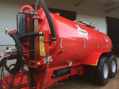 Redrock 3500 Gallon tanker