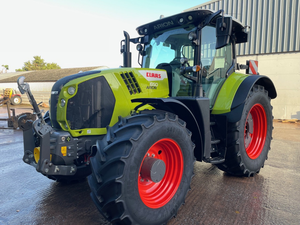 Claas Arion 650