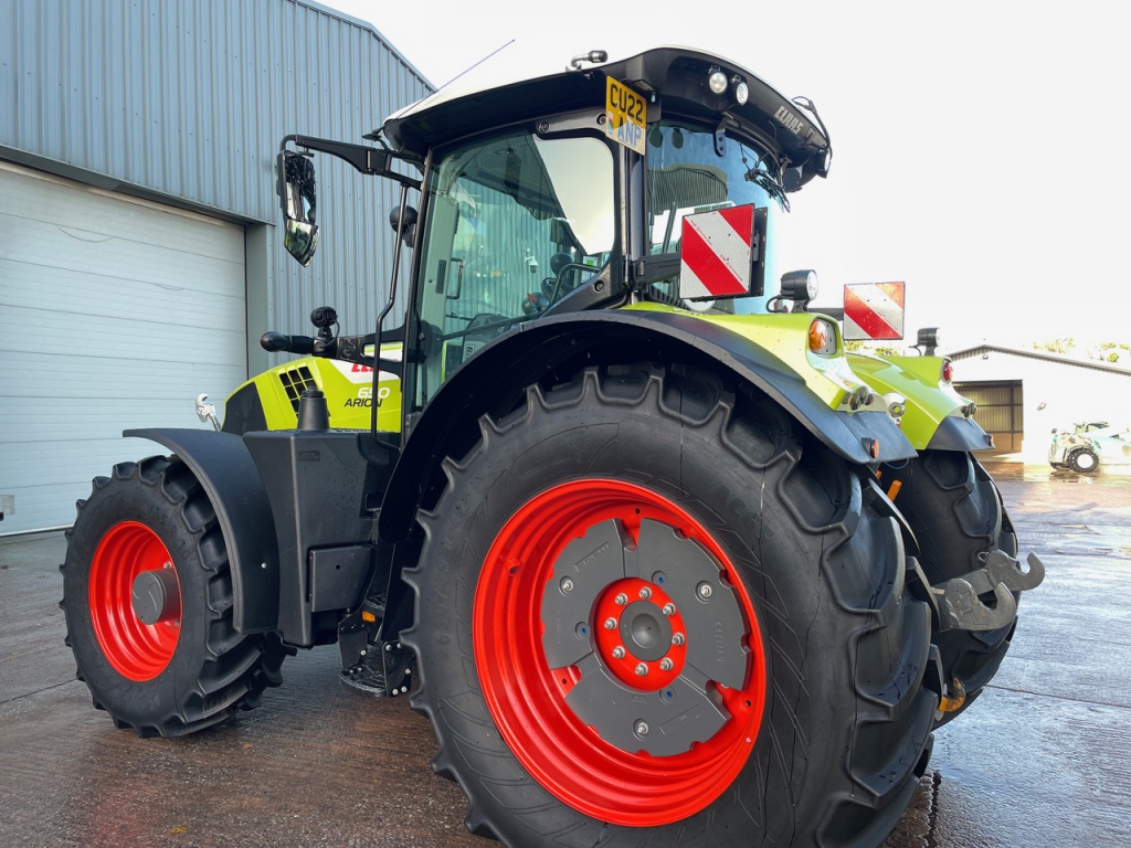 Claas Arion 650