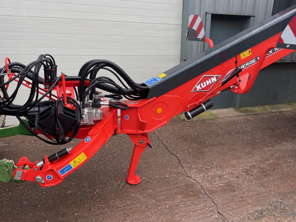 Kuhn Merge Maxx 1090