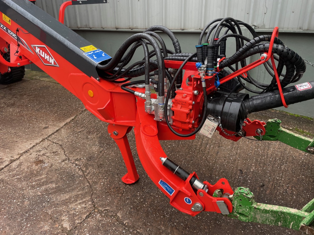 Kuhn Merge Maxx 1090
