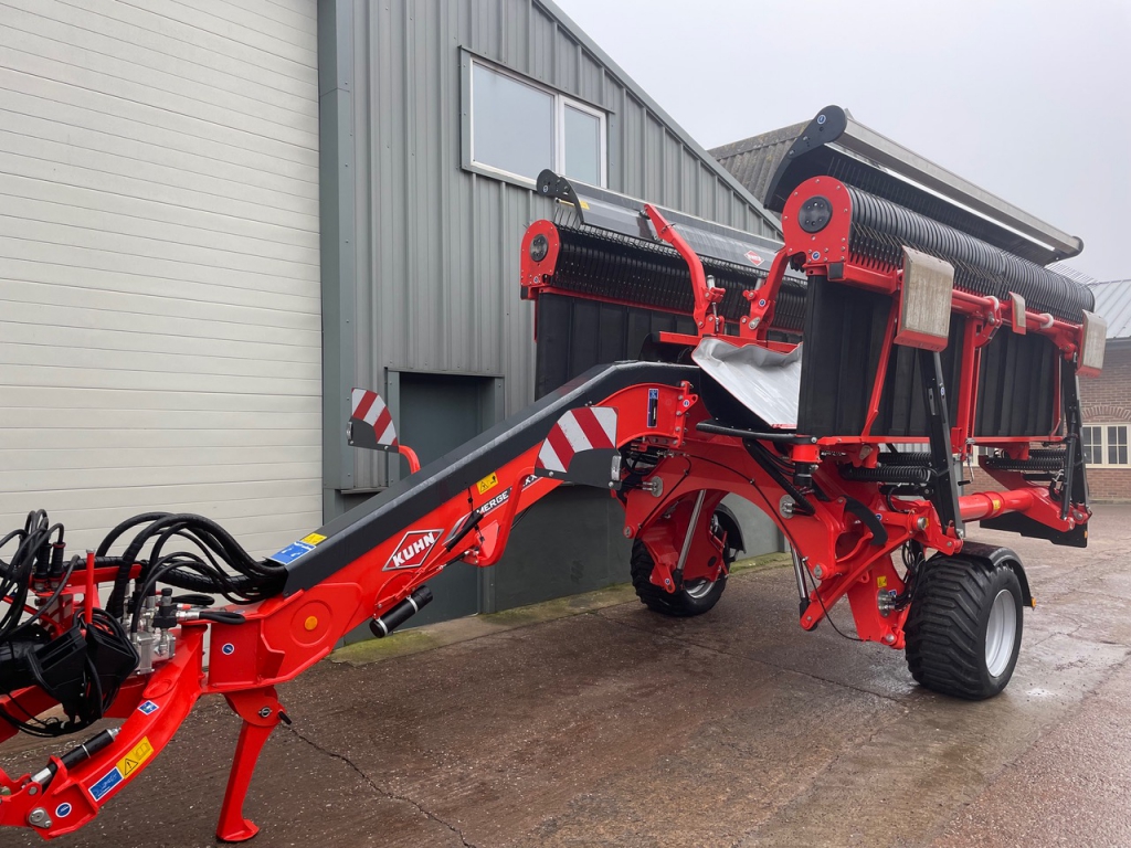 Kuhn Merge Maxx 1090