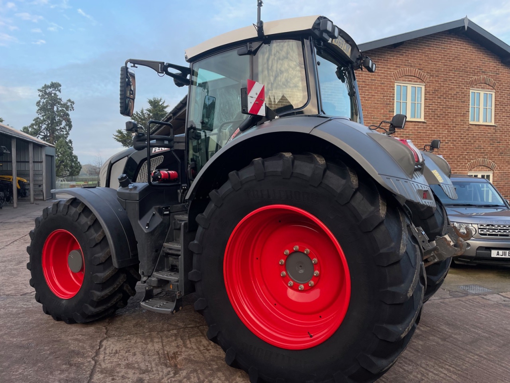 Fendt 828 Profi-Plus