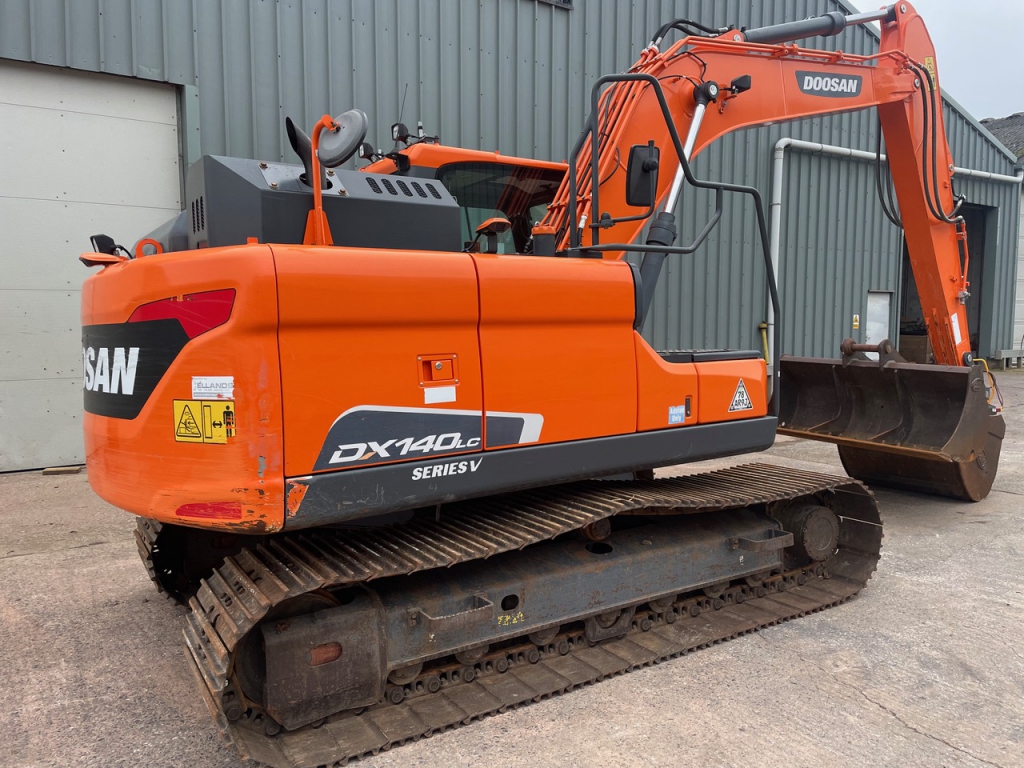 Doosan DX140LC Series 5