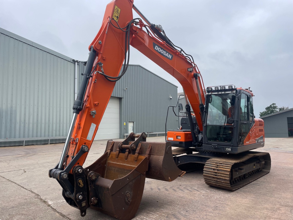 Doosan DX140LC Series 5