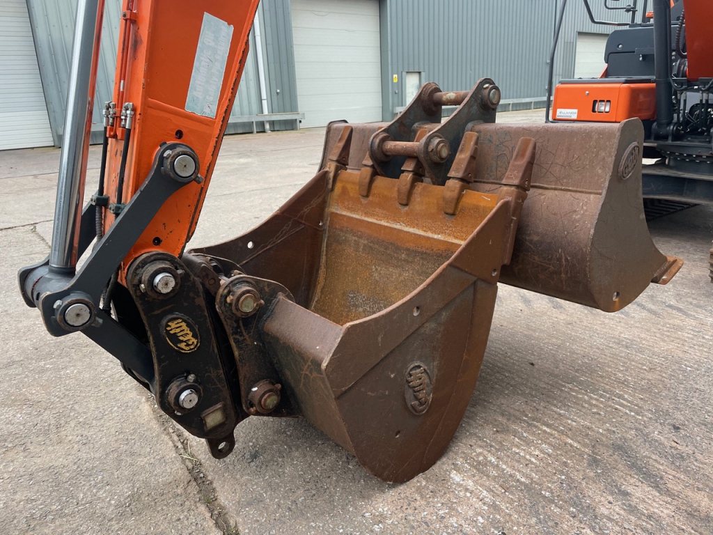 Doosan DX140LC Series 5