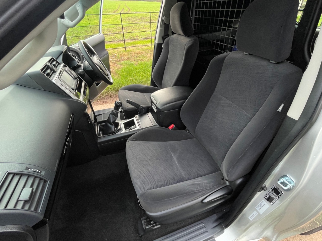 Toyota Land Cruiser Commercial 2.8 diesel