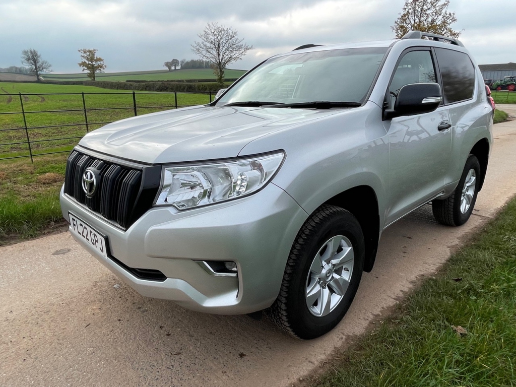 Toyota Land Cruiser Commercial 2.8 diesel