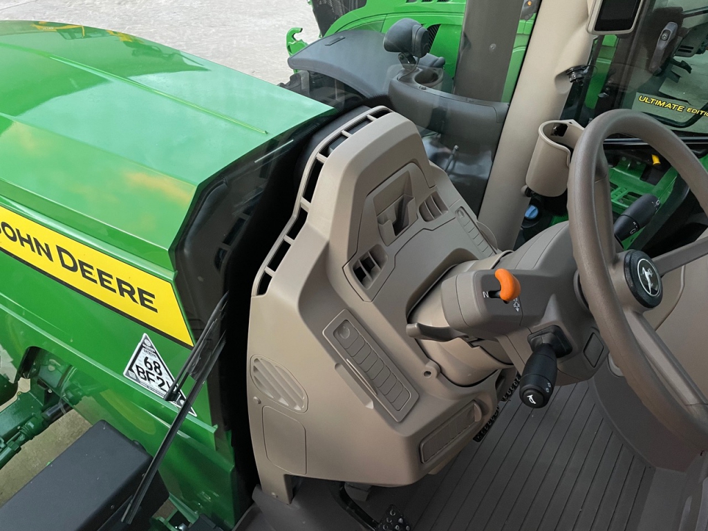 John Deere 6R 145