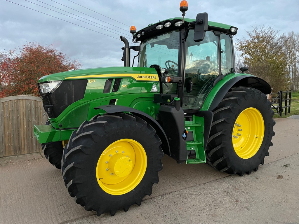 John Deere 6R 145
