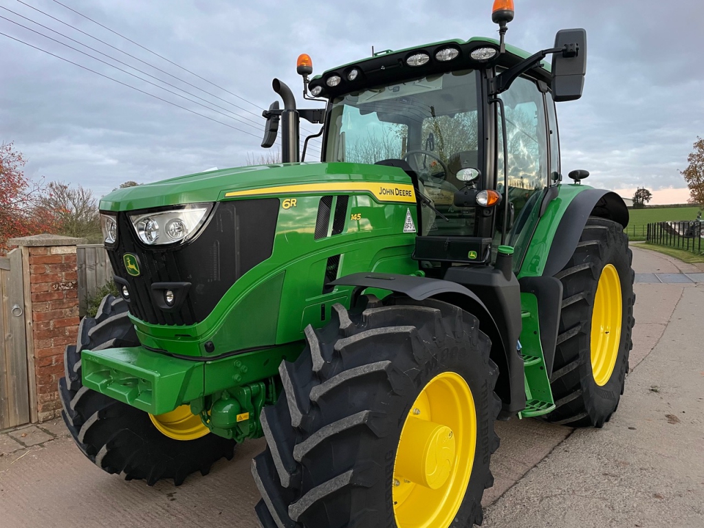 John Deere 6R 145