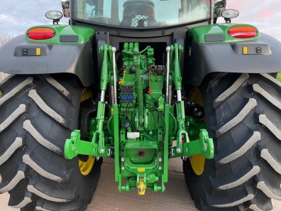 John Deere 6R 145