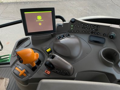 John Deere 6R 145