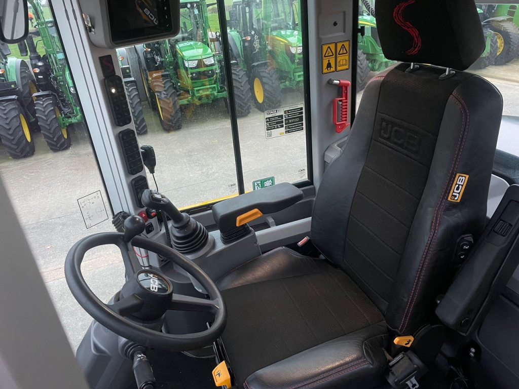 JCB 419S