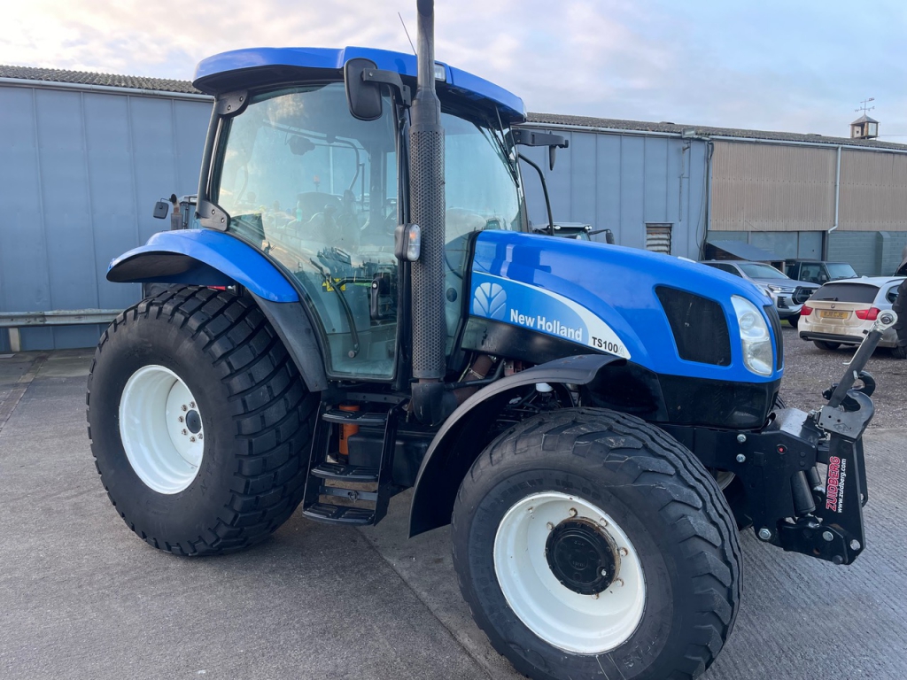 New Holland TSA100