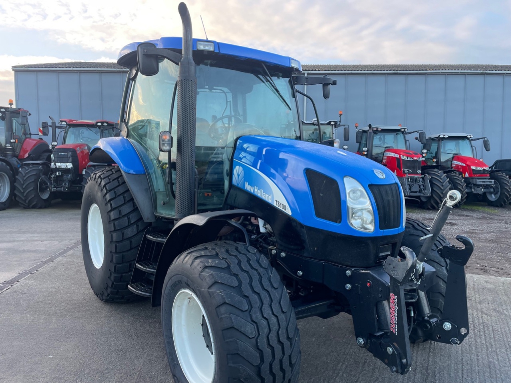 New Holland TSA100