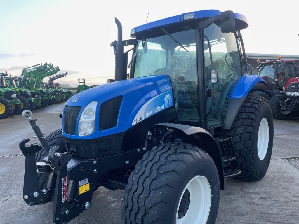 New Holland TSA100