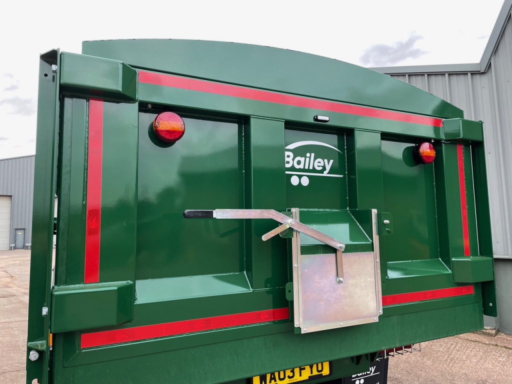 Bailey 14 ton Root trailer