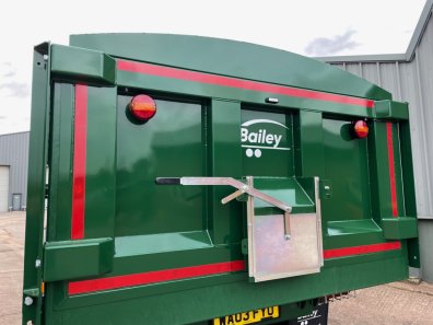 Bailey 14 ton Root trailer