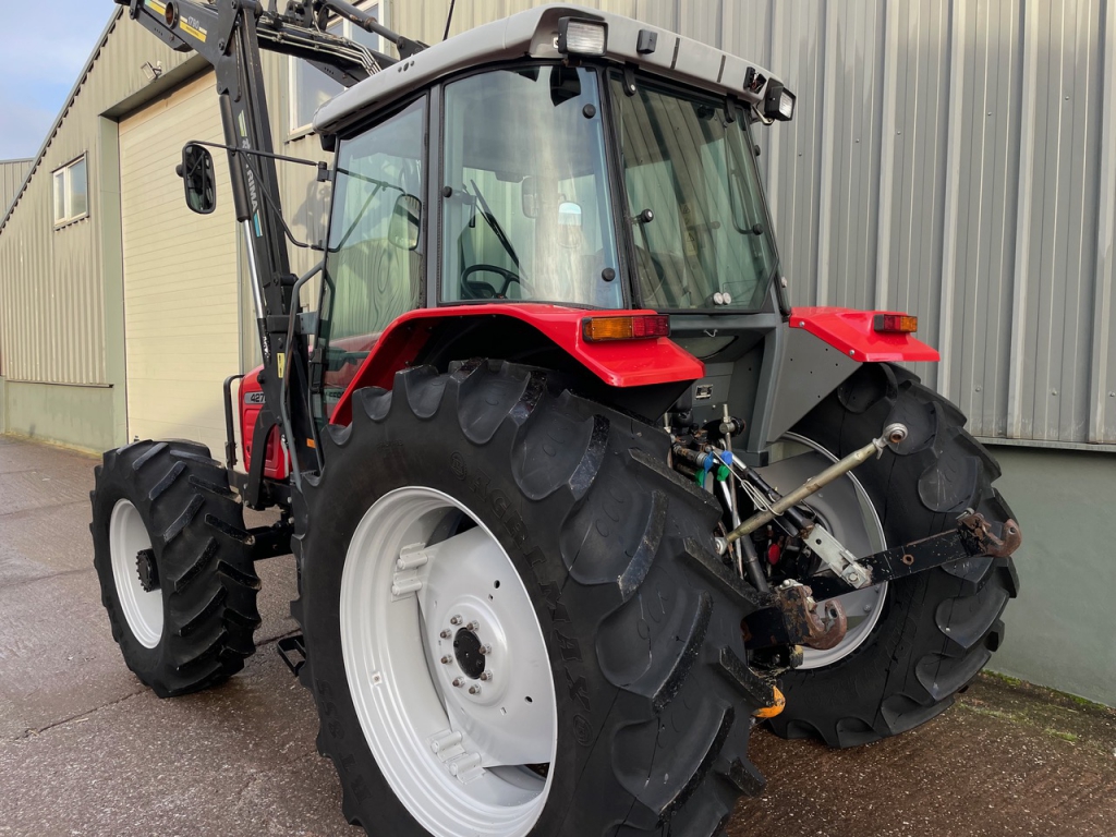 Massey Ferguson 4270