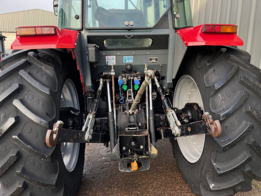 Massey Ferguson 4270