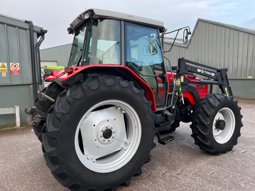 Massey Ferguson 4270