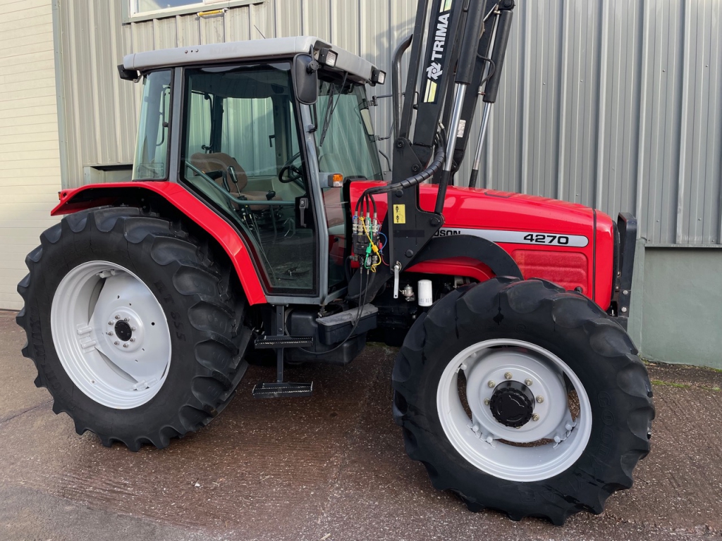 Massey Ferguson 4270