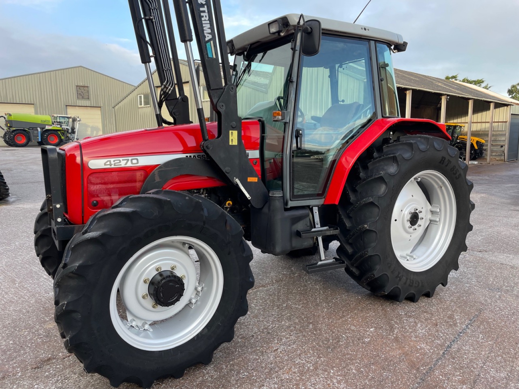 Massey Ferguson 4270