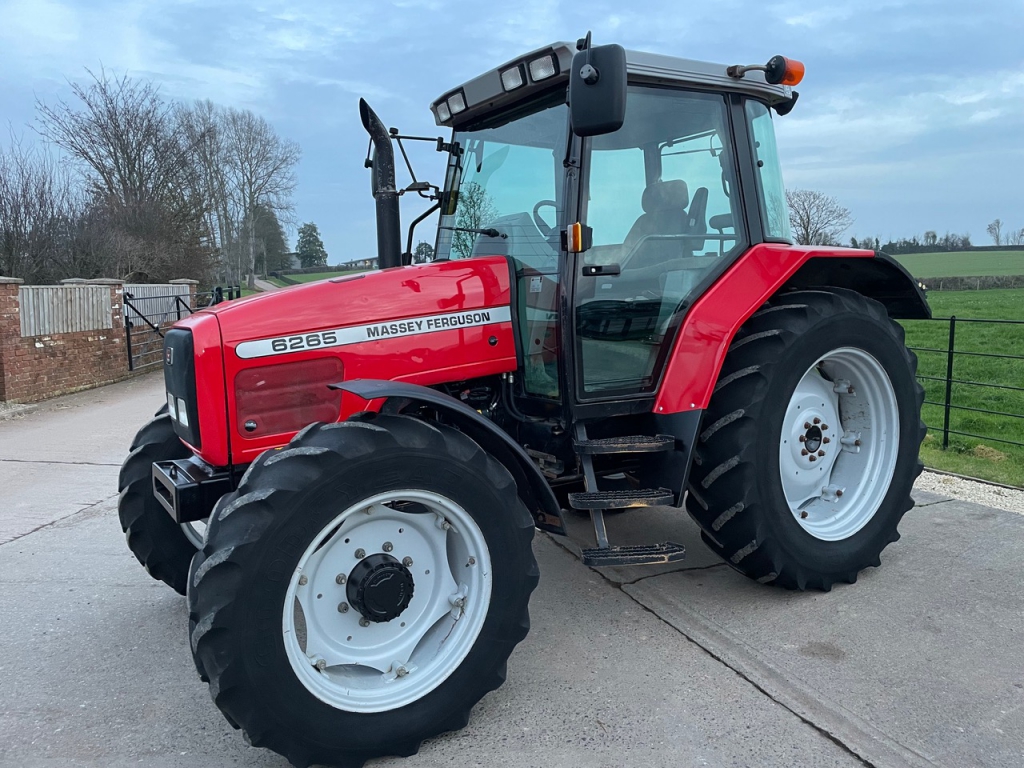 Massey Ferguson 6265