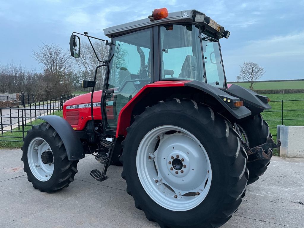 Massey Ferguson 6265