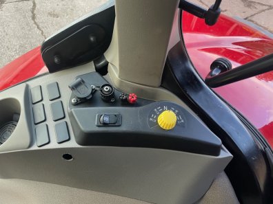 Case CVX 220