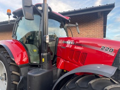 Case CVX 220
