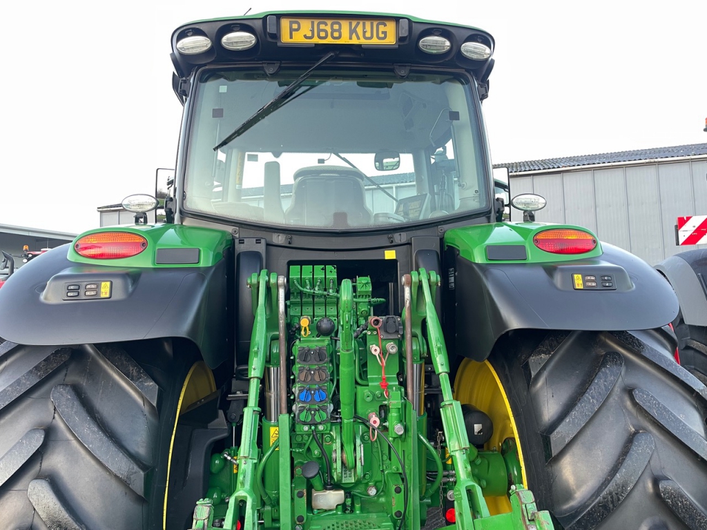 John Deere 6155R