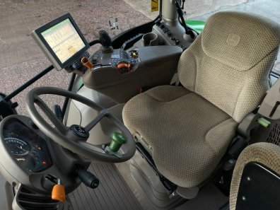 John Deere 6155R