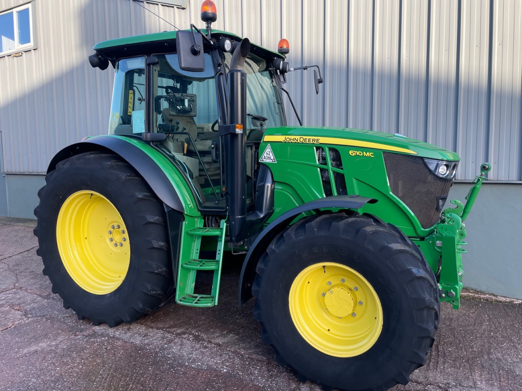 John Deere 6110MC