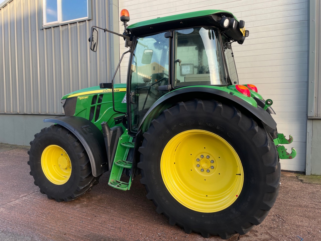 John Deere 6110MC