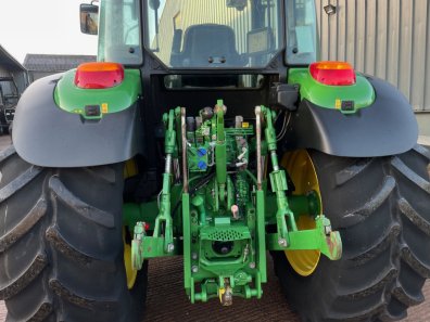 John Deere 6110MC