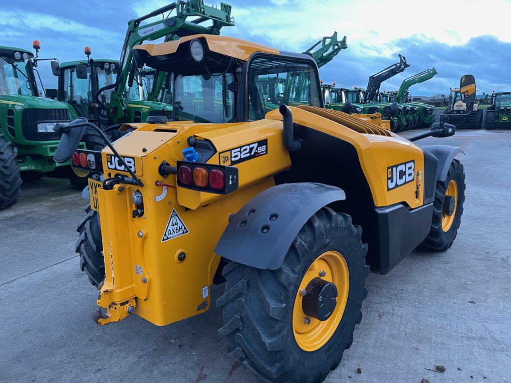 JCB 527-58 Agri Plus